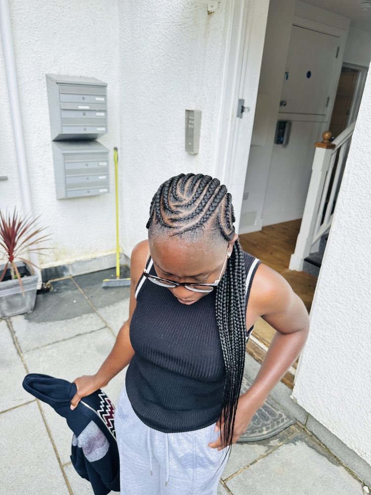 All Things Braidz Logo